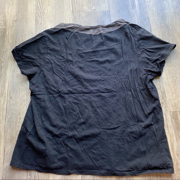 Black Fabletics Short Sleeve Top - Picture 4 of 5